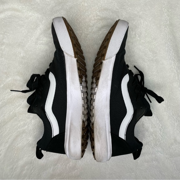 Vans Ultrarange Rapidweld Athletic Shoes Black White Classic Stripe 7.5 M / 9 W - Picture 4 of 8
